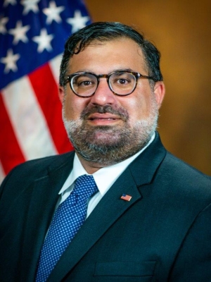 Bobak Talebian, OIP Director portrait