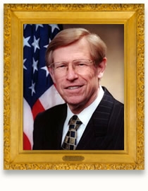 Photo of Solicitor General Theodore B. Olson